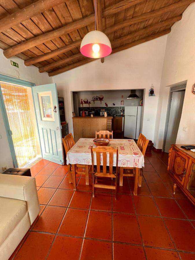 レゲンゴス・デ・モンサラーシュ Casa Da Eiraヴィラ エクステリア 写真