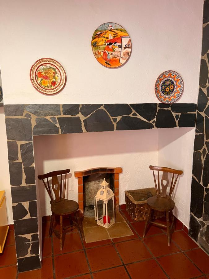 レゲンゴス・デ・モンサラーシュ Casa Da Eiraヴィラ エクステリア 写真